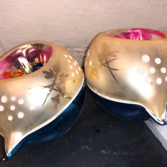 Set of 2 Vintage Hand Blown Glass Indent Christmas Ornaments made in Poland - Picture 6 of 7